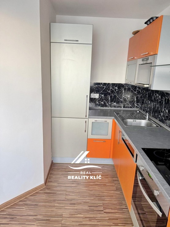 PHOTO-2025-12-19-09-35-58 (10)