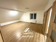 BYT2 obývací pokoj 2.np 01