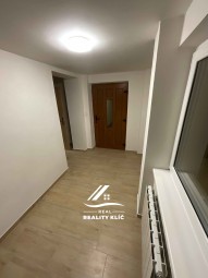 BYT2 předsíň v 1.np