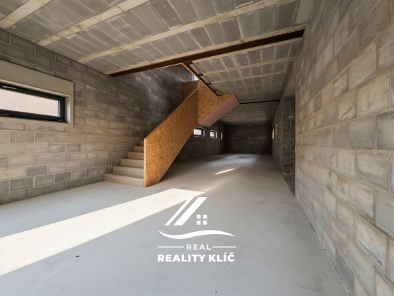 spacely-ai-standard-20251230153805-6mclt