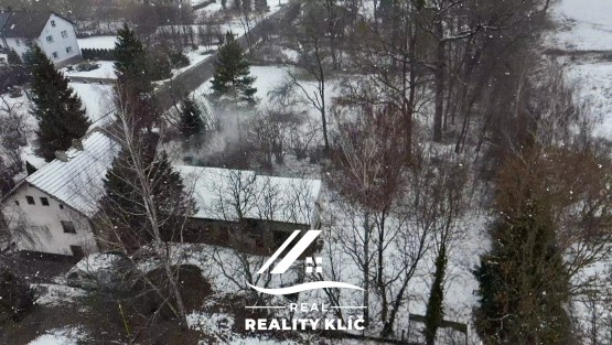 6D3D8B6B-11A4-4220-84D5-65CC283C10BF 2