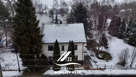 1C3C023F-418C-437E-BFD3-6D6BEF6DFBAB 2