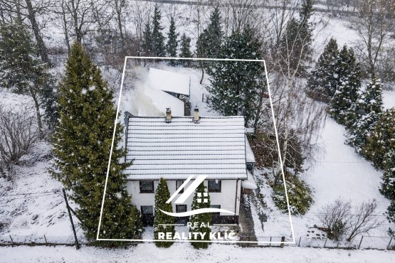 AD88E6A6-5690-41AA-854E-241EB85872BF 2