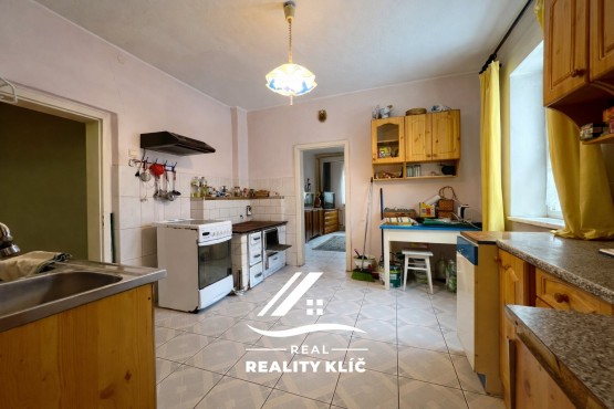 71ACB176-6E9E-4998-B460-6F4DACF1C513 2