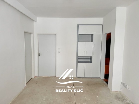 bbcc528a-2caa-44f2-ba58-b57cf22f205c