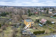 C1D0FBD5-CAD8-420C-A2F4-D3939ABB199D 3