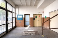 AA786035-E717-4E11-B0EE-B183BB6A2181