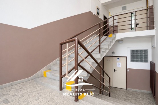 BD9732A3-2968-4562-9005-6C7326E5BEBA