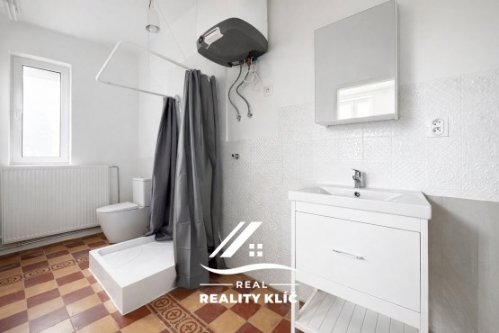 ChatGPT Image 21. 3. 2026 12_42_06