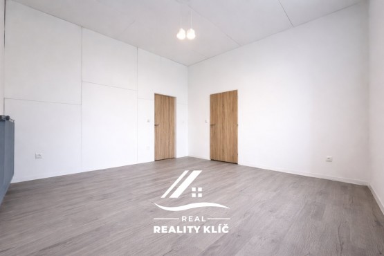 ChatGPT Image 21. 3. 2026 12_55_36