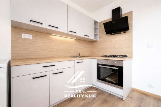 ChatGPT Image 24. 3. 2026 18_28_09