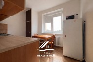 E3568630-4BAE-4888-B67D-DD4603AC91BE