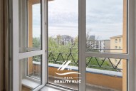 B3DA4424-E2FA-4A37-B8C1-38A81FE3C6DE 3