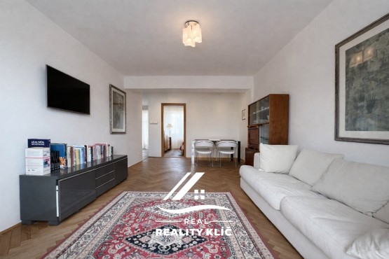 EB1BE45F-E2A7-4C9C-8B89-0CCAAF2131D4 3