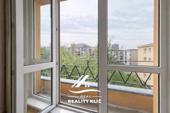 B3DA4424-E2FA-4A37-B8C1-38A81FE3C6DE 3