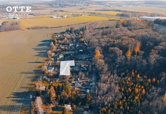 a Vyznačeno 1