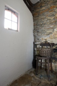 4j9d6637.jpg