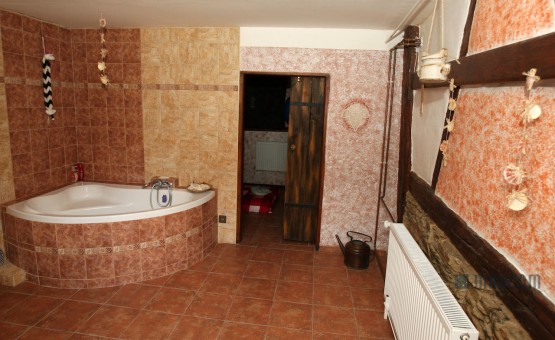 4j9d6626.jpg