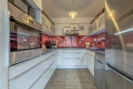 f37b7964-hdr.jpg