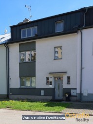 vstup-z-ulice-dvorakova.jpg