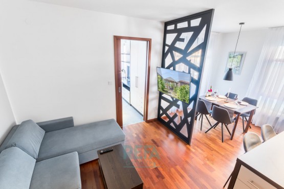 Byt 2kk, Albertov, Premium, obývací pokoj