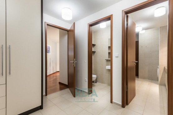 f-104-2018-pronajem-apartmany-praha-albertov-rental-apartments-14-1.jpg
