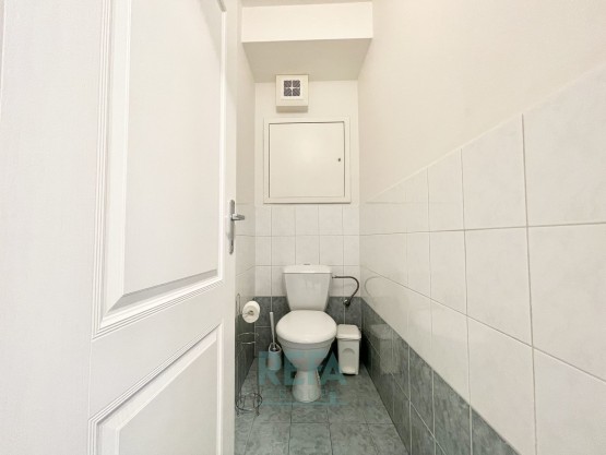 Byt k pronájmu 2+kk,  toaleta