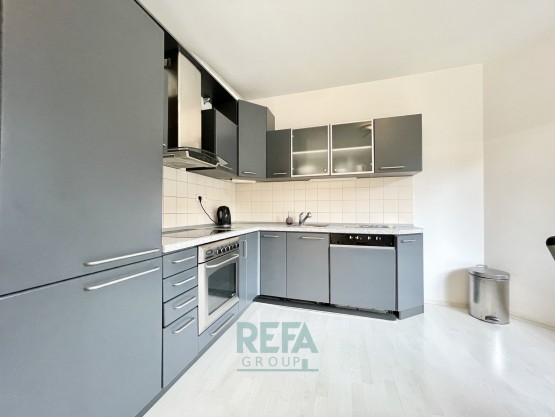 2+kk, Kunratice, kuchyň