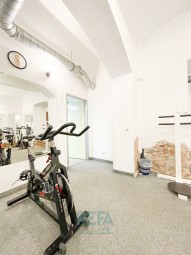 pronajem-fitness-vinohradska5.jpg