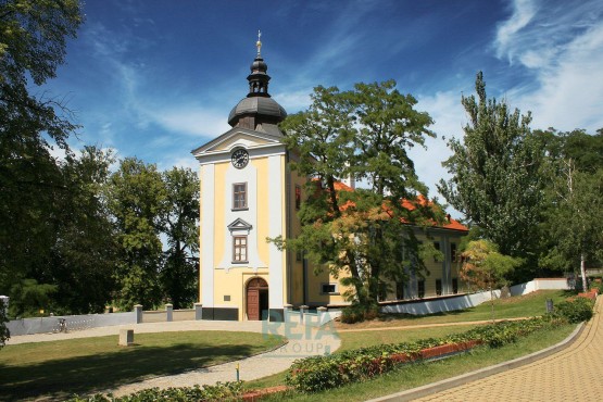 ctenicky-zamek-praha.jpeg
