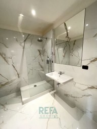 Byt k pronájmu 3+kk s vybavením, sprchový kout