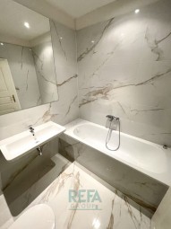 Byt k pronájmu 3+kk s vybavením, koupelna