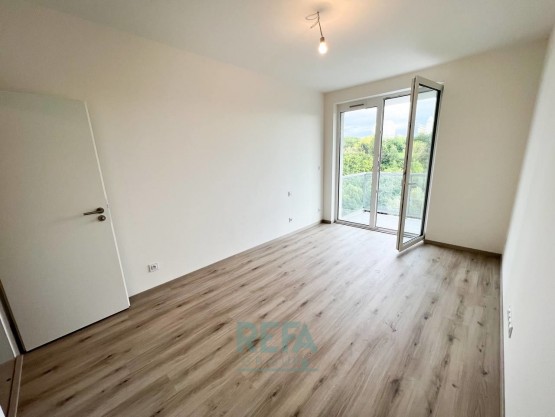 Nový moderní byt 4+kk Choceradská pokoj