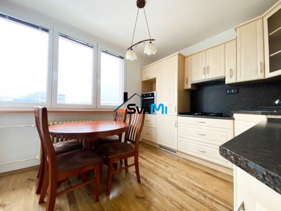 4108ADAE-D215-4EBF-850A-DDB52250728B_1_201_a