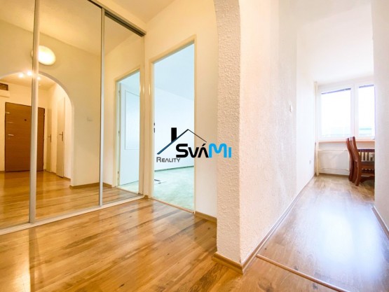 E11957F9-356E-4FE2-97A3-CB5D55BC6001_1_201_a