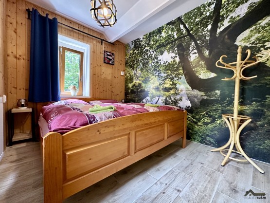 C7D61C71-9ABB-478B-A385-D41B0DD79D36_1_201_a