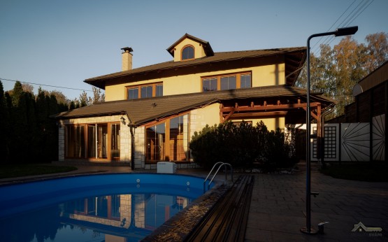 P1088896-Enhanced-NR