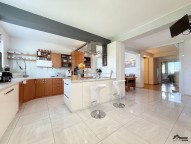 Detail: Rodinný dům, 320 m2