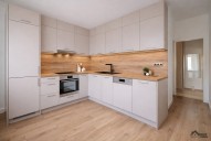 A576D6AB-2B0F-4E3C-8D94-1012B3BD1751