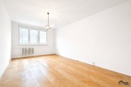 0B4003E2-FD27-483E-9875-932D50842B68