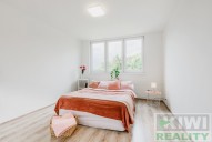 11-imr-8160-hdr-m-1.jpg