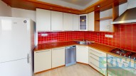 24-gen-hrusky-kitchen.jpg