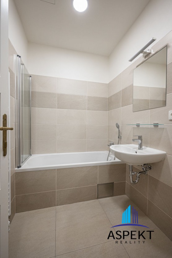 dma-0953-hdr.jpg
