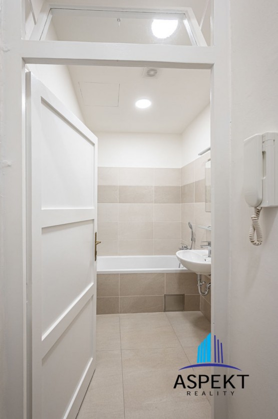dma-1064-hdr.jpg