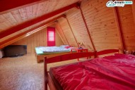 Prostorná podkrovní ložnice