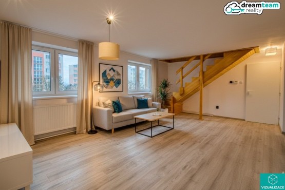 Prostorný obývací pokoj 2 vizualizace nábytku