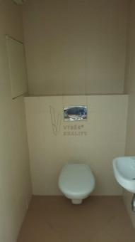 WC dolní patro