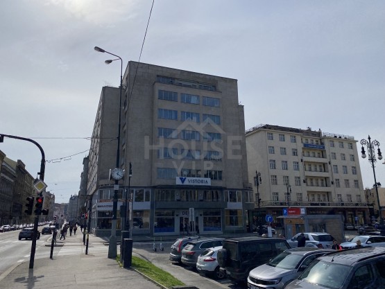 Dům