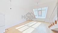 Boleslavska-19057-Living-Room