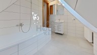 Bathroom (18)